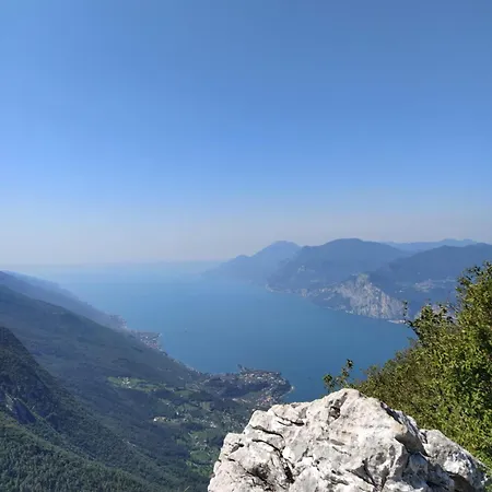 Anna E Marco Apartman *